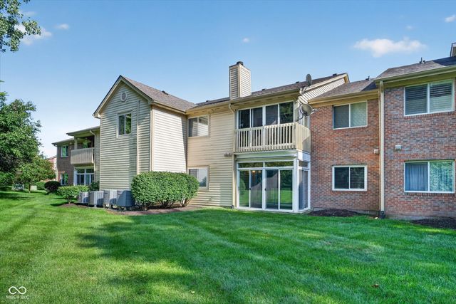1076 Timber Creek Drive UNIT 2, Carmel, IN 46032