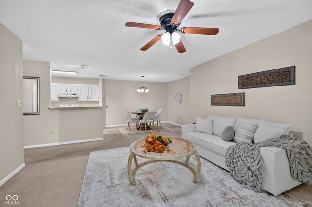 1076 Timber Creek Drive UNIT 2, Carmel, IN 46032