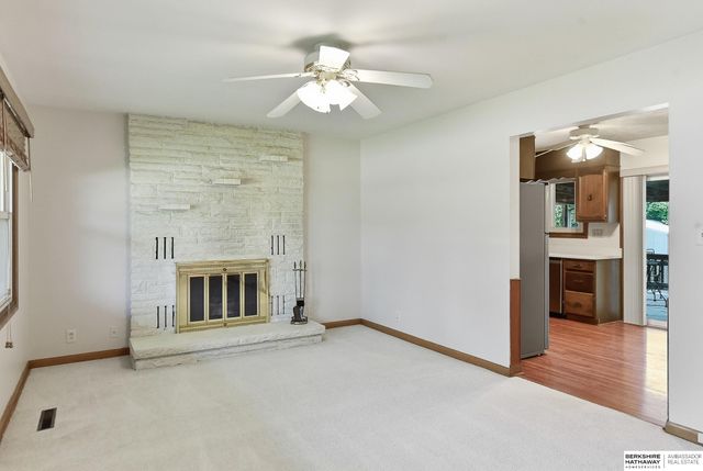 4907 Curlew Lane, Omaha, NE 68106
