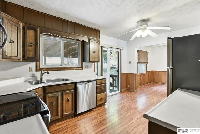 4907 Curlew Lane, Omaha, NE 68106