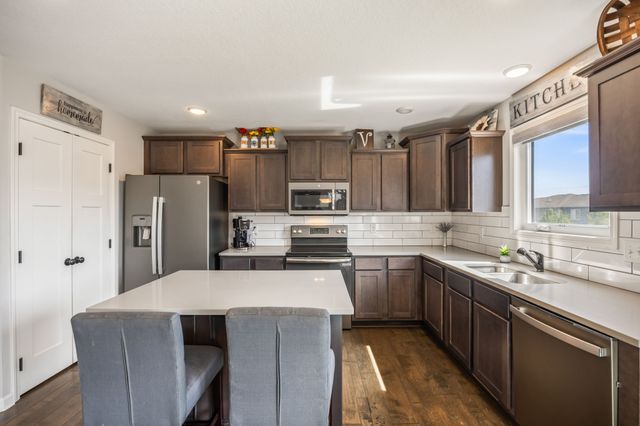 720 NE Addison Drive, Waukee, IA 50263