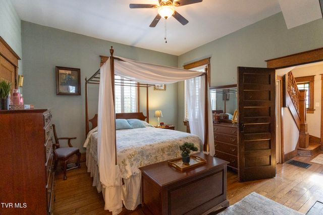 615 Holston Avenue, Bristol, TN 37620