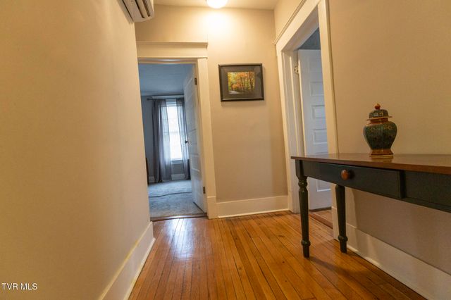615 Holston Avenue, Bristol, TN 37620