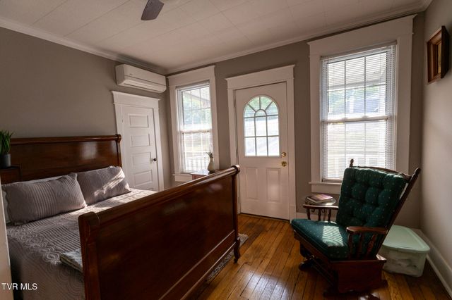 615 Holston Avenue, Bristol, TN 37620