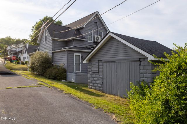 615 Holston Avenue, Bristol, TN 37620
