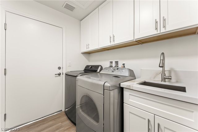 421 Richgold Street, Henderson, NV 89012