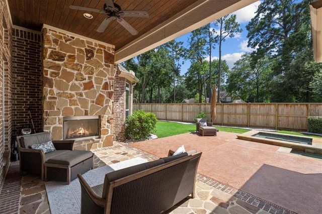 15011 Hidden Valley Waters Drive, Cypress, TX 77429