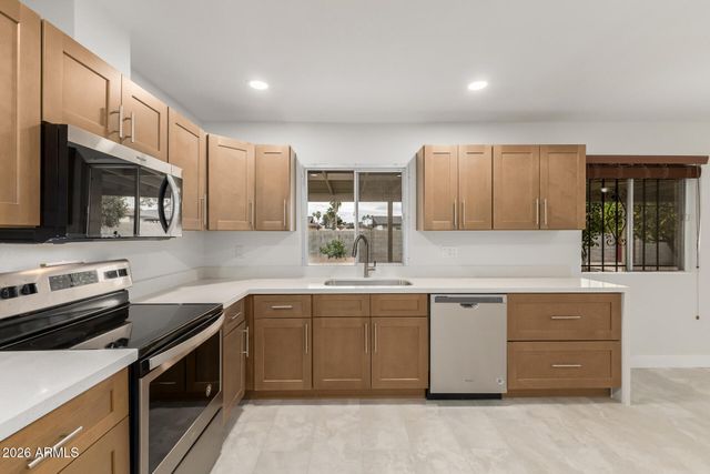 1915 E GEMINI Drive, Tempe, AZ 85283