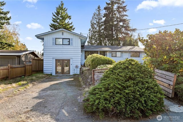 23442 27th Avenue S, Des Moines, WA 98198