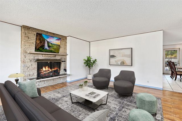 23442 27th Avenue S, Des Moines, WA 98198