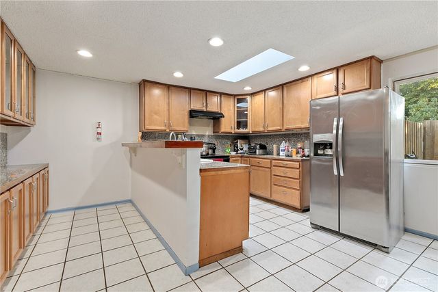 23442 27th Avenue S, Des Moines, WA 98198