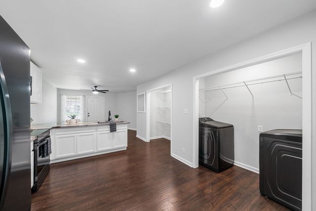 758 Spees Dr, Clarksville, TN 37042