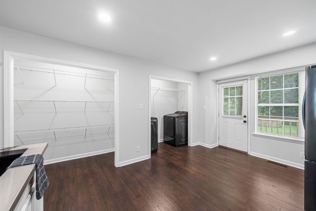 758 Spees Dr, Clarksville, TN 37042