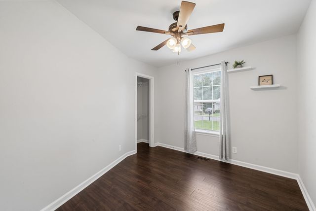 758 Spees Dr, Clarksville, TN 37042