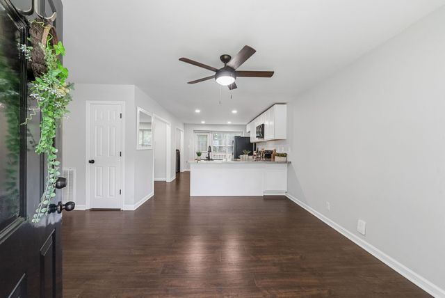 758 Spees Dr, Clarksville, TN 37042