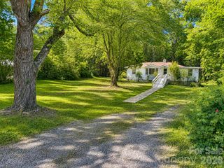 215 Merchant Street, Asheville, NC 28803