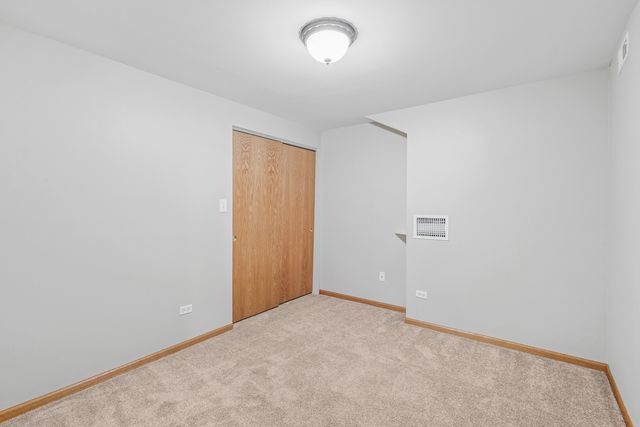 8650 Saddlebred Court 8650, Frankfort, IL 60423