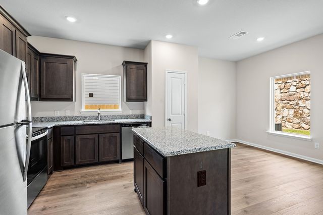 6314 Emerald Tree Lane, Dallas, TX 75241