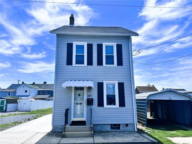 209 Middle Street, Catasauqua Boro, PA 18032
