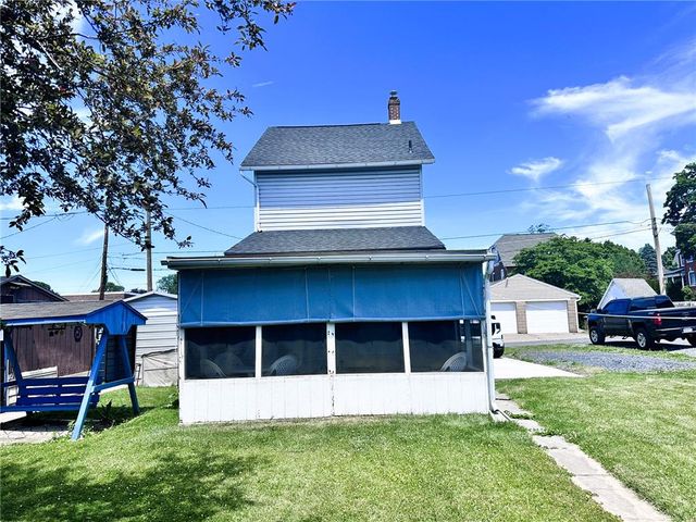 209 Middle Street, Catasauqua Boro, PA 18032