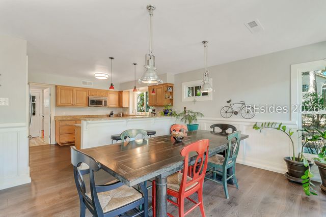 20 Gloucester Rd, Hilton Head Island, SC 29928