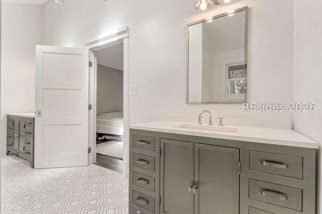 20 Gloucester Rd, Hilton Head Island, SC 29928