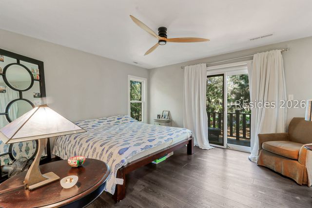 20 Gloucester Rd, Hilton Head Island, SC 29928