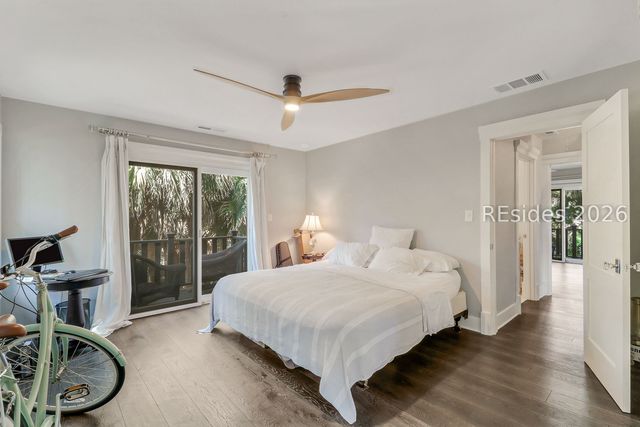 20 Gloucester Rd, Hilton Head Island, SC 29928