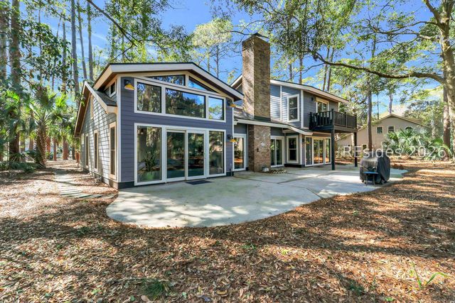 20 Gloucester Rd, Hilton Head Island, SC 29928