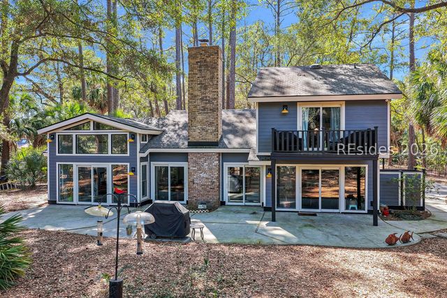 20 Gloucester Rd, Hilton Head Island, SC 29928