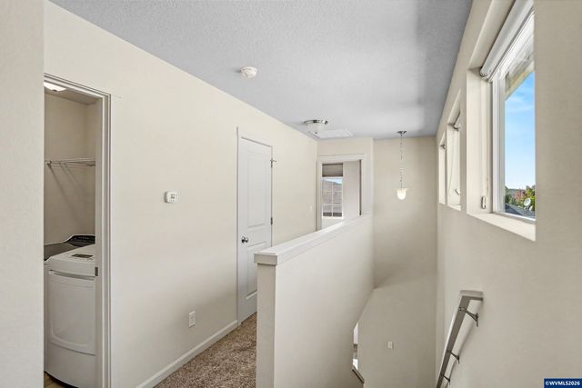 1705 Merganser St, Silverton, OR 97381