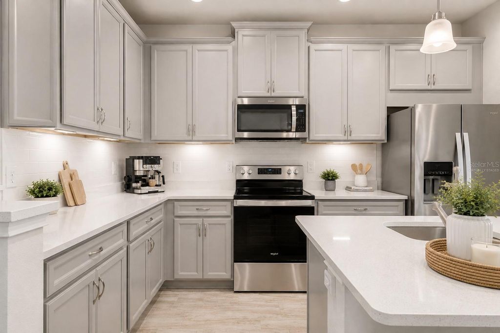 Image 9 of property listing at 5658 SILVERBRIDGE TRAIL, Bradenton, FL 34211