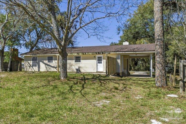 5375 Pecos Pass, Gulf Breeze, FL 32563