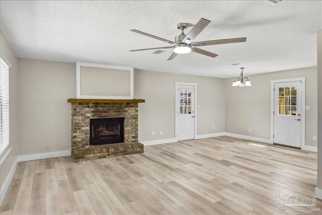 5375 Pecos Pass, Gulf Breeze, FL 32563