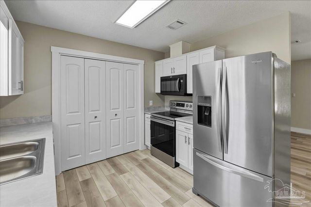 5375 Pecos Pass, Gulf Breeze, FL 32563