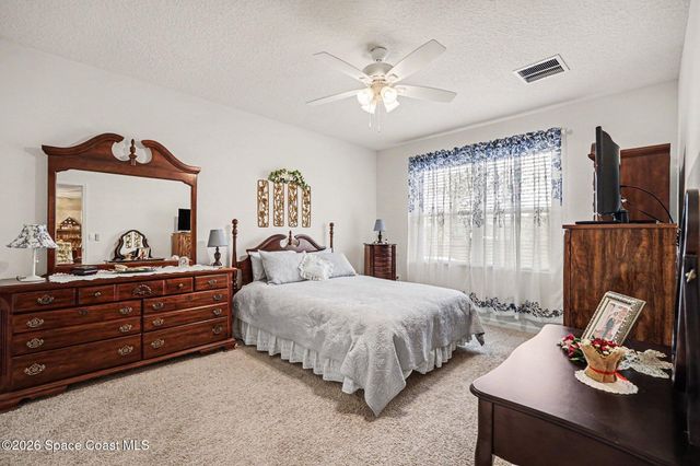 974 Sablon Street SE, Palm Bay, FL 32909