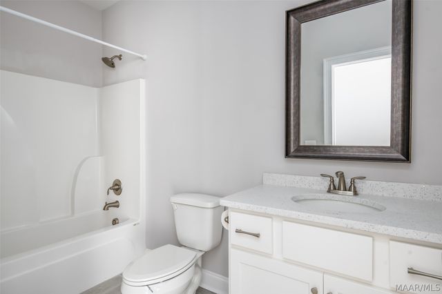 284 Abby Lane, Millbrook, AL 36054