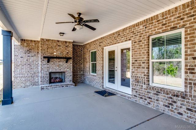 284 Abby Lane, Millbrook, AL 36054