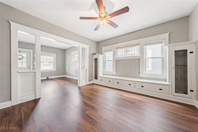 1598 Alameda Avenue, Lakewood, OH 44107