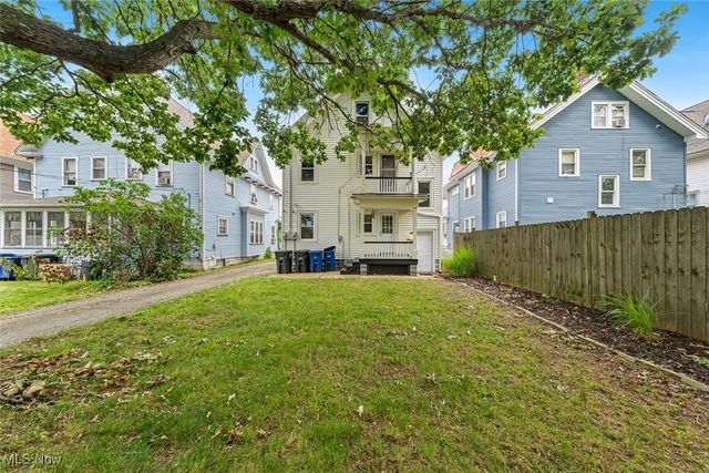 1598 Alameda Avenue, Lakewood, OH 44107