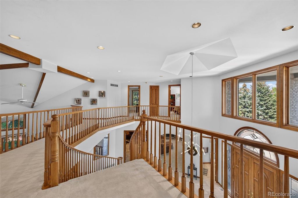 Image 20 of property listing at 49 Golden Eagle Lane, Littleton, CO 80127