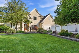 4246 Gravelly Hills Rd, Louisville, TN 37777