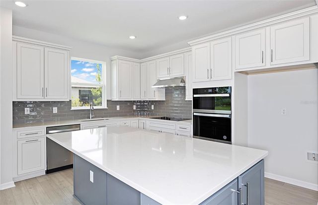 5844 SW 87TH AVENUE, Ocala, FL 34481