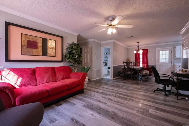 13300 Cherry Hill Dr, Alexander, AR 72002