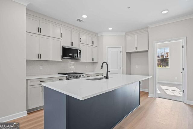 232 Village Overlook L2, Canton, GA 30114