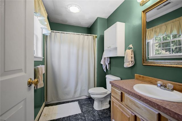 22 Apple Ridge Road, Cumberland, RI 02864