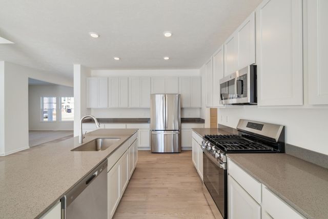 545 E 130th Place, Crown Point, IN 46307