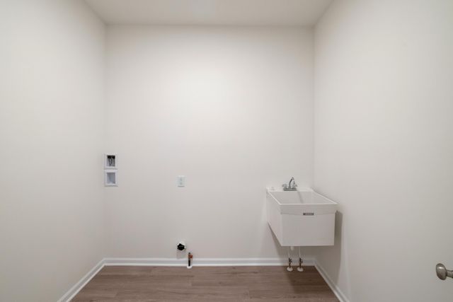 545 E 130th Place, Crown Point, IN 46307