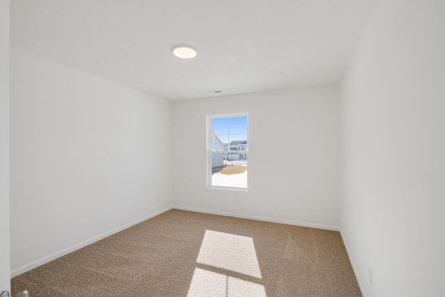 545 E 130th Place, Crown Point, IN 46307