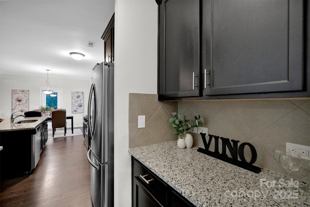 5054 Stonehill Lane, Matthews, NC 28104